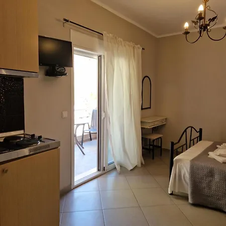 Maraki Hotel *