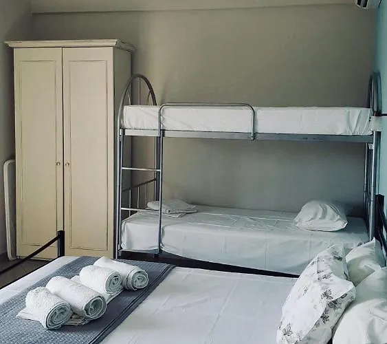 Maraki Ξενοδοχείο *