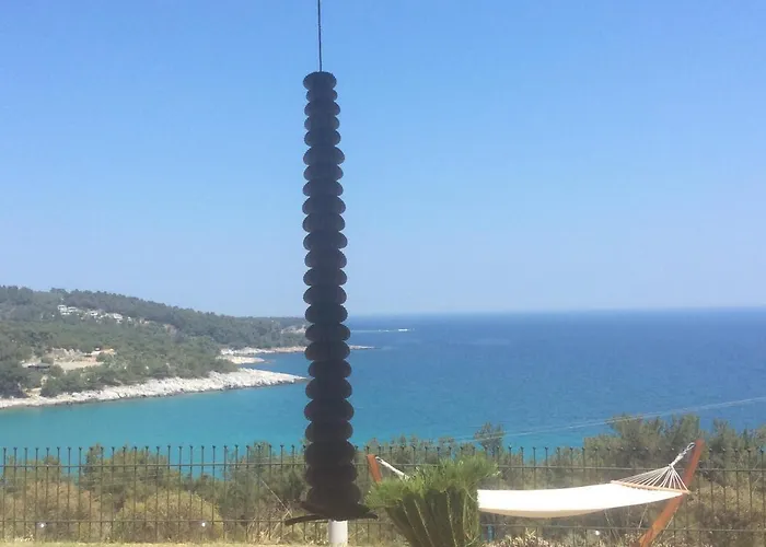 Maraki Ξενοδοχείο *