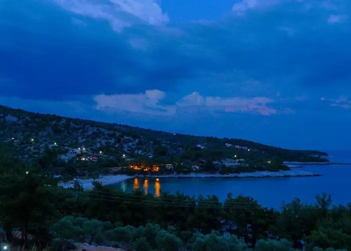 Maraki Ξενοδοχείο *