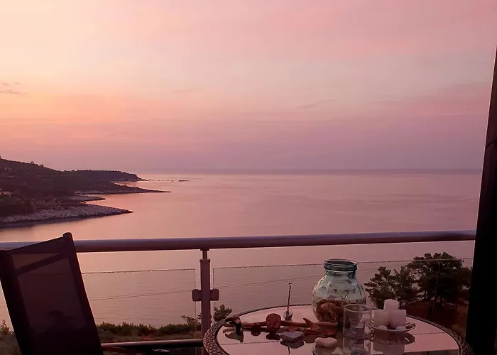 Maraki Ξενοδοχείο *